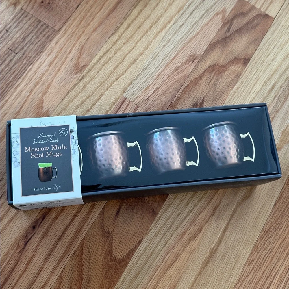 New 4 pack Moscow Mule shot mugs hammered tarnished finish